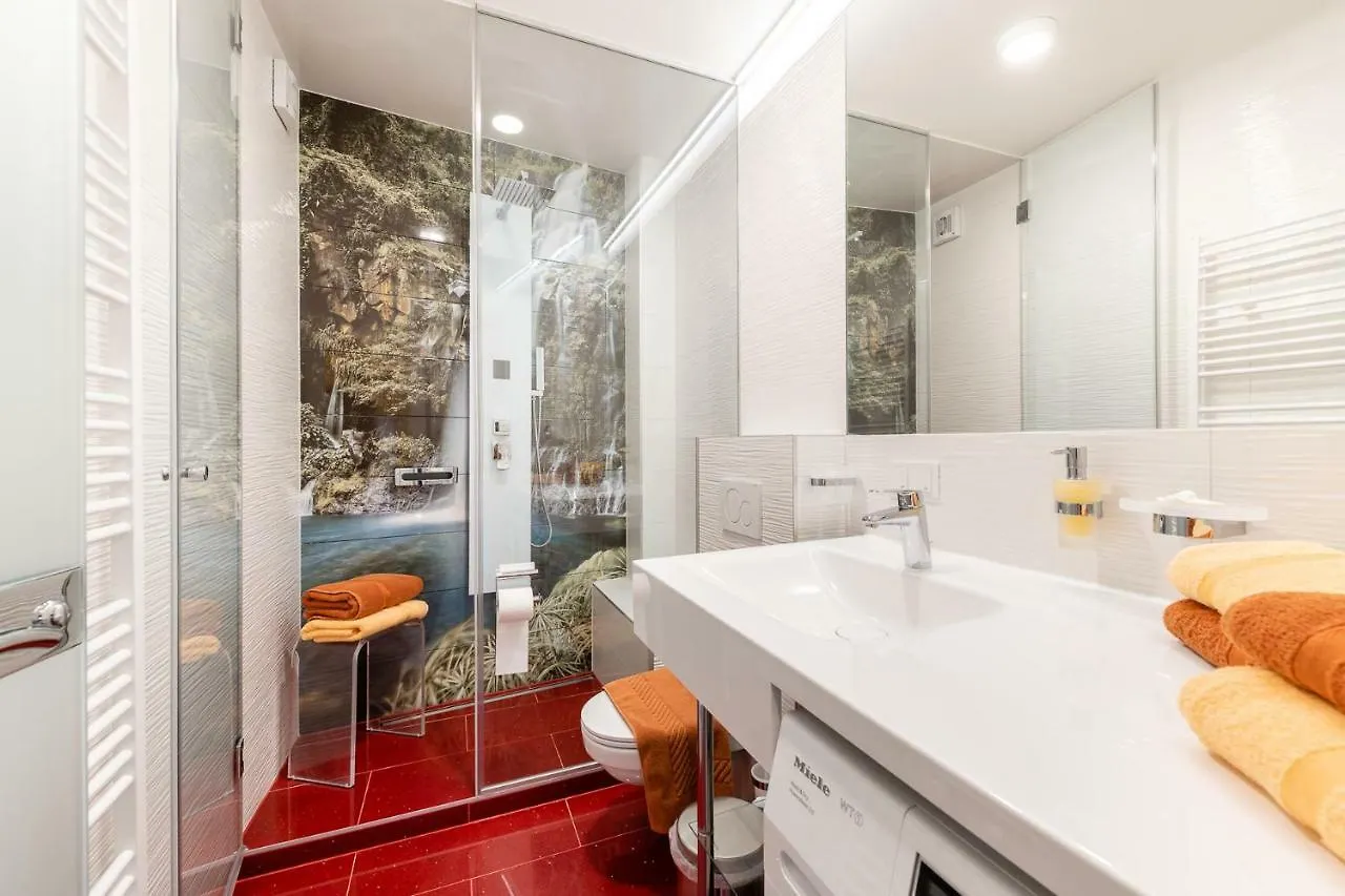 Skyflats Vienna Ring View Apartment 0*,  Austria