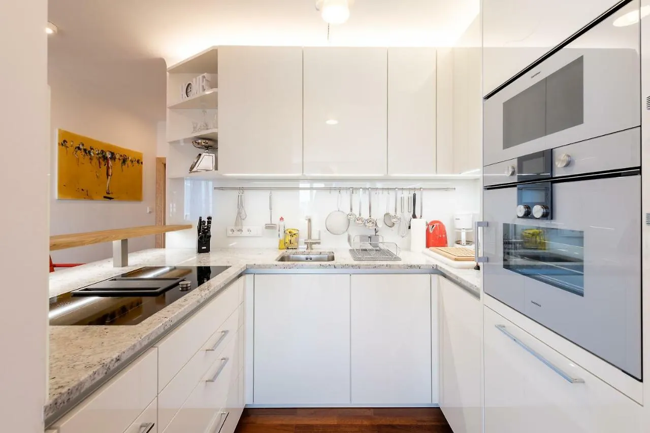 Skyflats Vienna Ring View Apartment 0*,  Austria